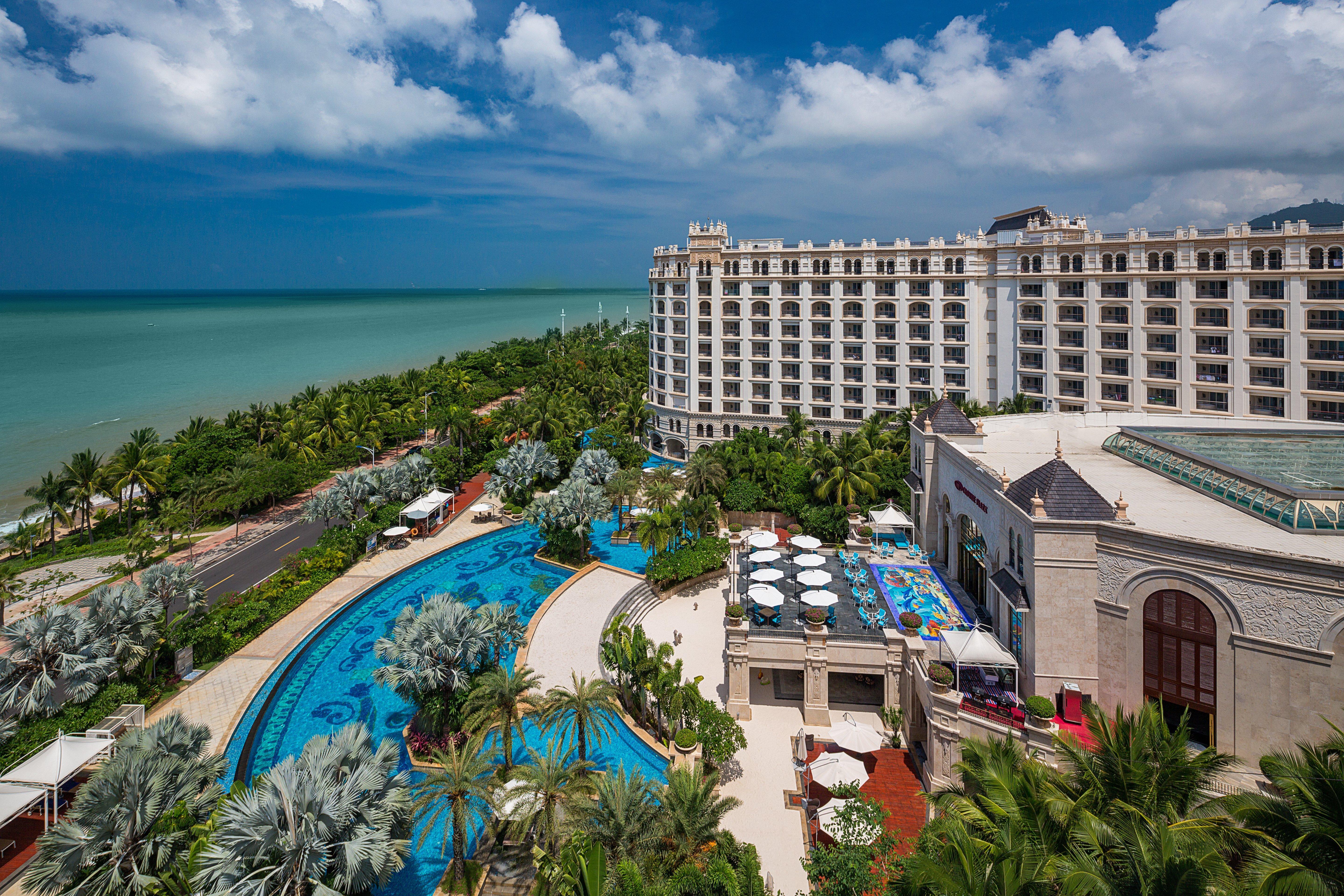 Туры в санью из москвы 2024. Crowne Plaza Resort Sanya Bay. Crowne Plaza Resort Sanya Bay 5*. Crowne Plaza Хайнань. Crowne Plaza Resort Sanya Bay (ex. Grand Fortune Bay) 5*.